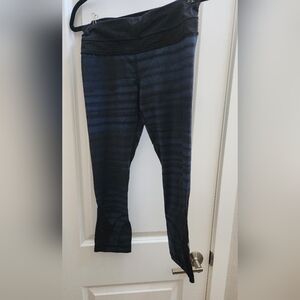 Lululemon Athletica Cropped Running Inspired Leggings